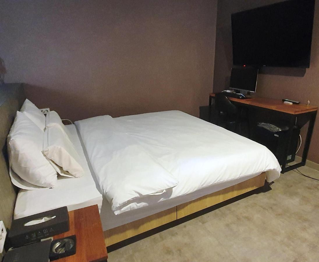 Soseol Smith Hotel Suwon Buitenkant foto